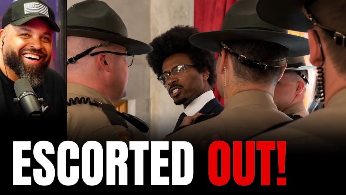 Democrat Removed by Police After Lawmakers Pass New GOP Map